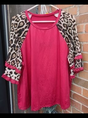 SHEIN Magenta Tunic with Leopard Print Raglan Sleeves